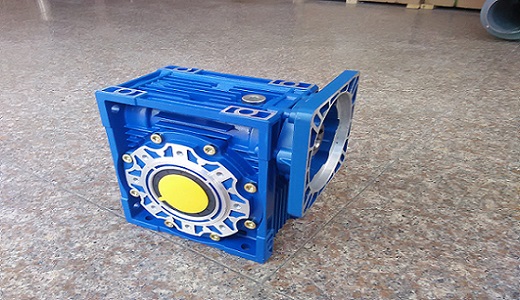 SL77型號(hào)蝸輪蝸桿減速機(jī).jpg